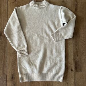 H&M Women's Cream Crewneck Dress